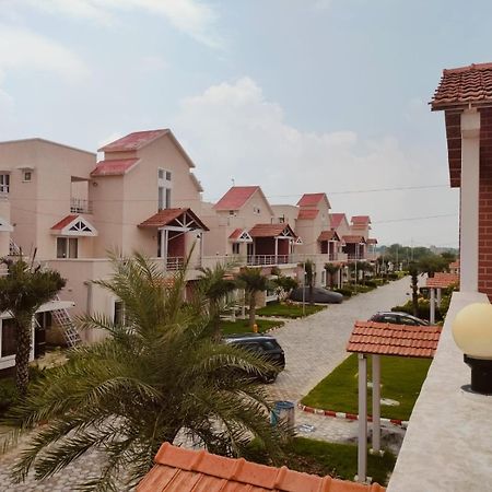 Umang - Premium Resort Like Villa In Vrindāvan Eksteriør billede