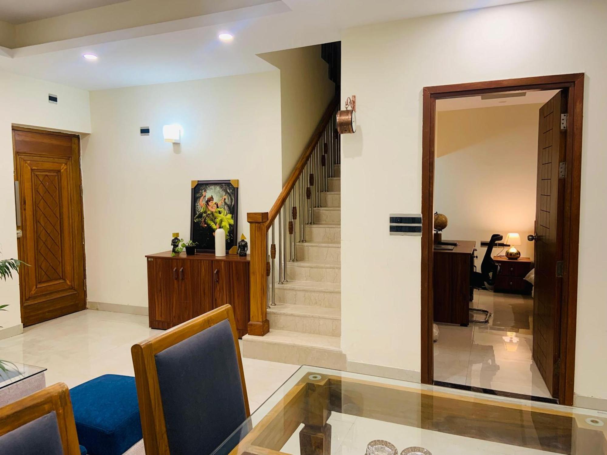Umang - Premium Resort Like Villa In Vrindāvan Eksteriør billede